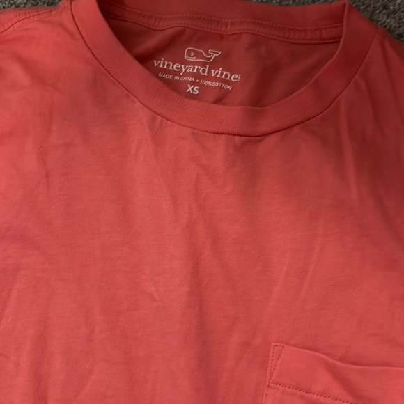 Coral vineyard vines tee - Picture 2 of 3